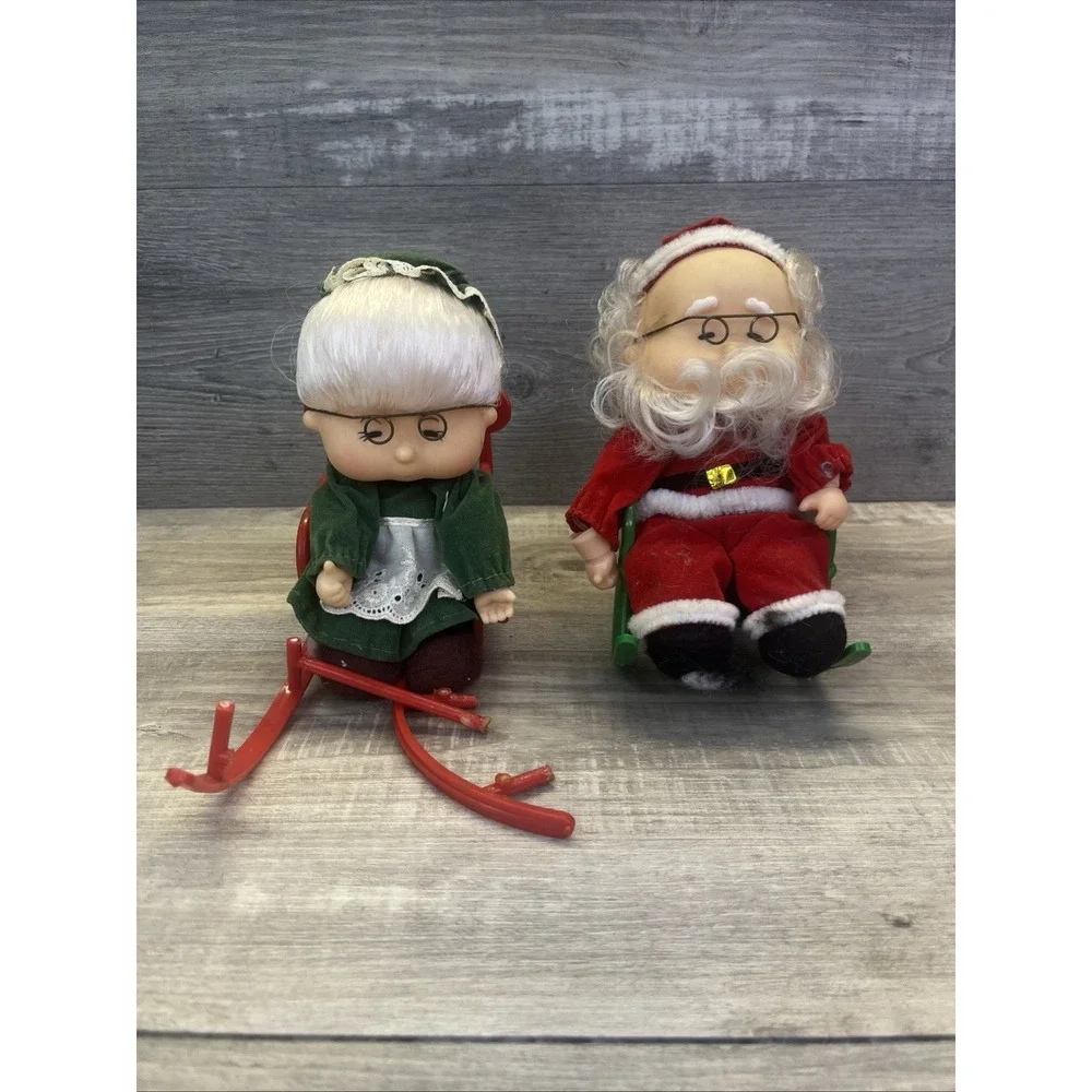 Rockababies Musical Rocking Mr Mrs Claus Plays Santa Coming To Town Santa VTG